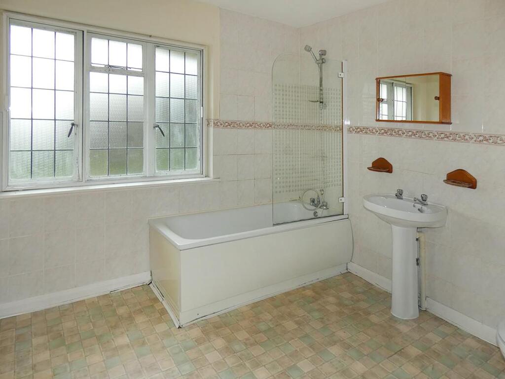 Additional image 15 of Toddington Lane, Littlehampton