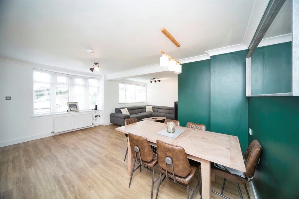 Additional image 4 of Hill Close, NEWMARKET