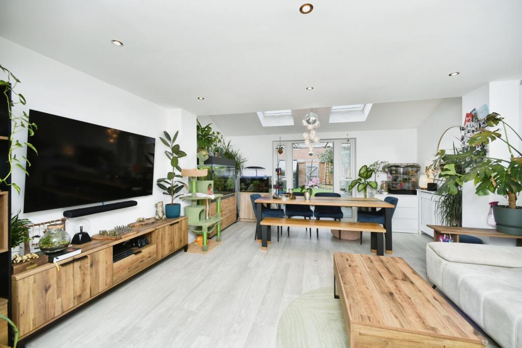 Additional image 17 of Skylark Avenue, Peacehaven, BN10