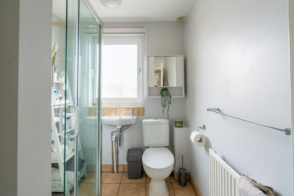 Additional image 13 of Overhill, Pill