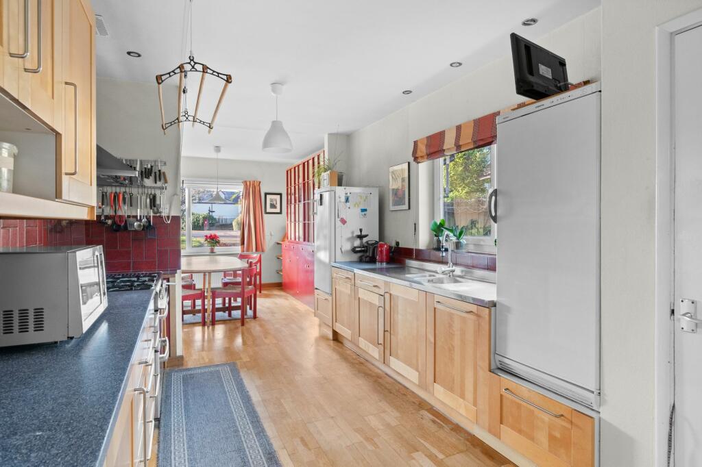 Additional image 48 of London Road, Harston, CB22