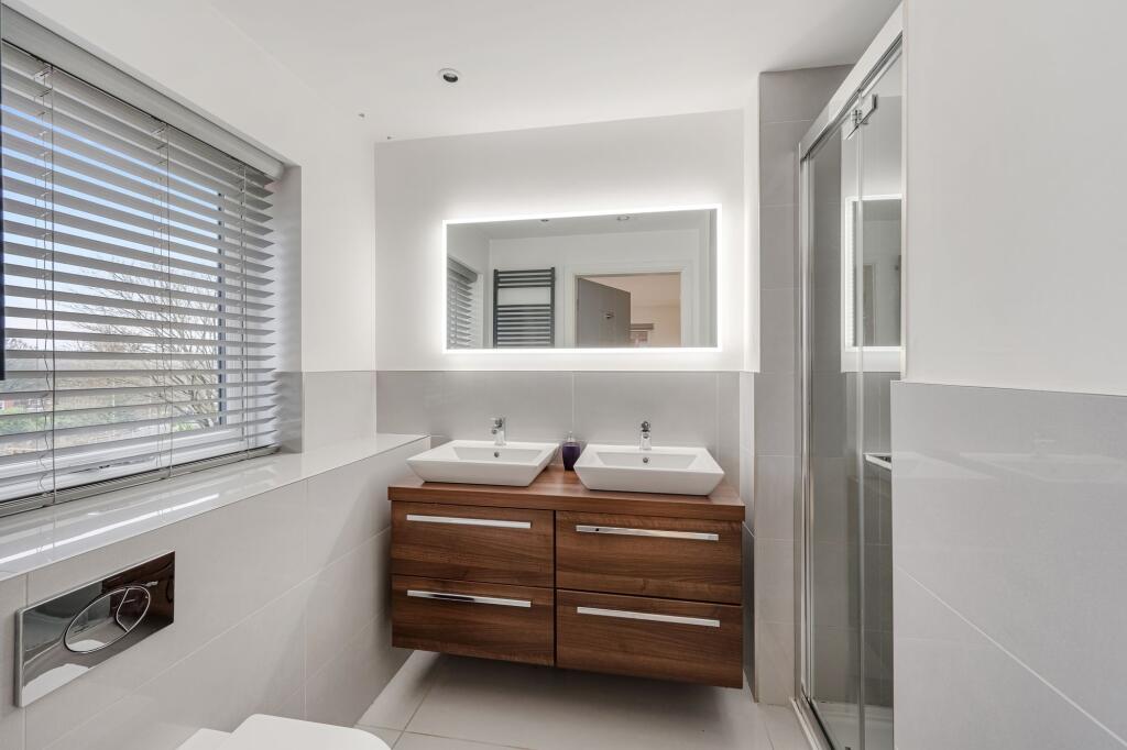 Additional image 36 of Moorview, Moss Bank Way, BL1 3LR – Stunning Home with Roof Terrace, Cinema Room & Outdoor Kitchen