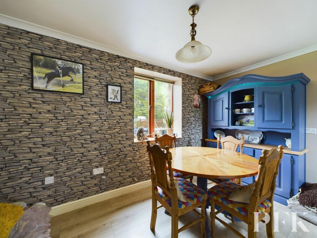 Additional image 21 of Egremont, CA22