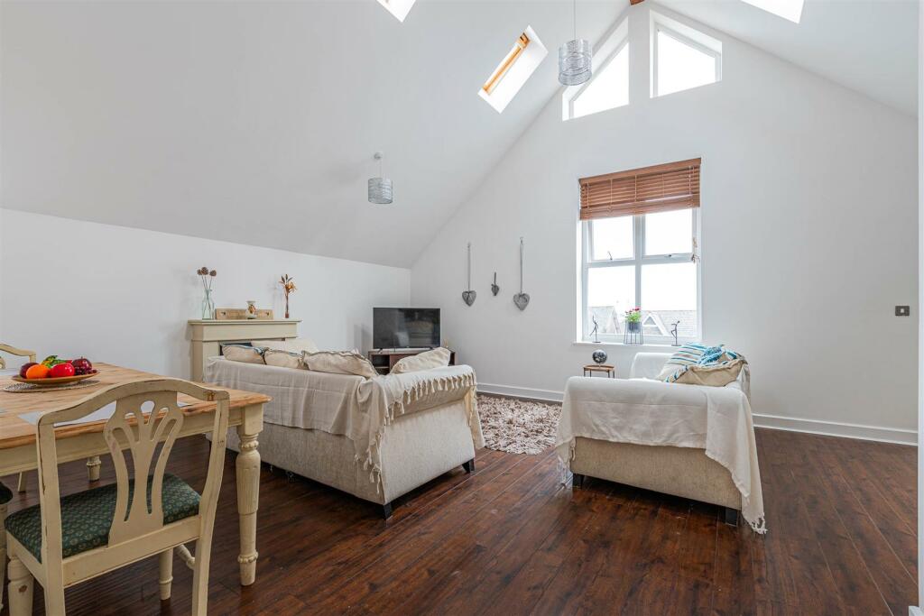 Additional image 5 of Newport Road, Roath, Cardiff