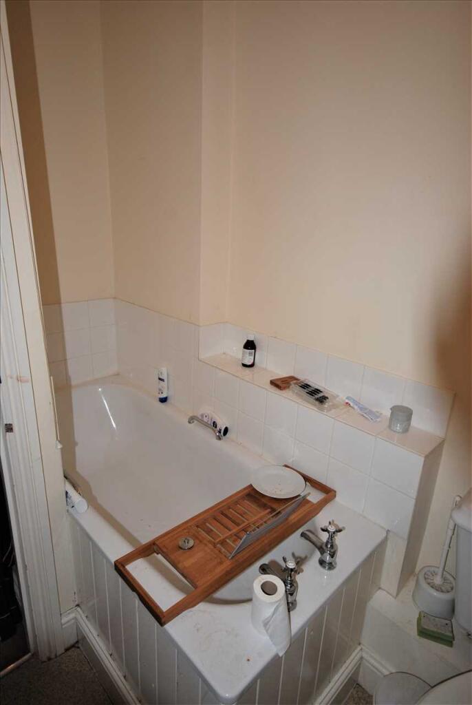 Additional image 7 of First Floor Flat The Mall