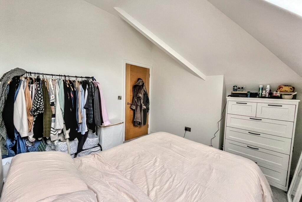 Additional image 8 of Broadstone