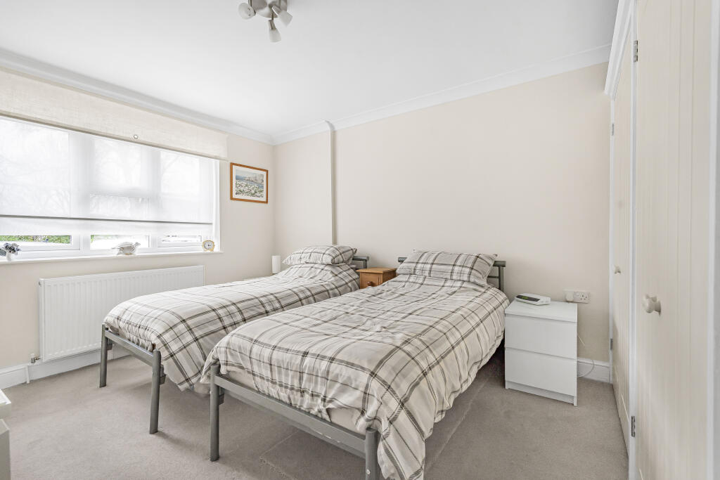 Additional image 12 of Ottway Walk, Welwyn, AL6