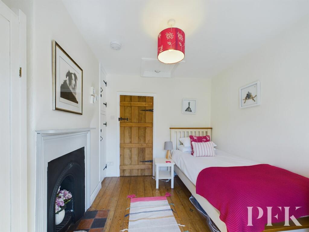 Additional image 10 of Boot, Holmrook, CA19