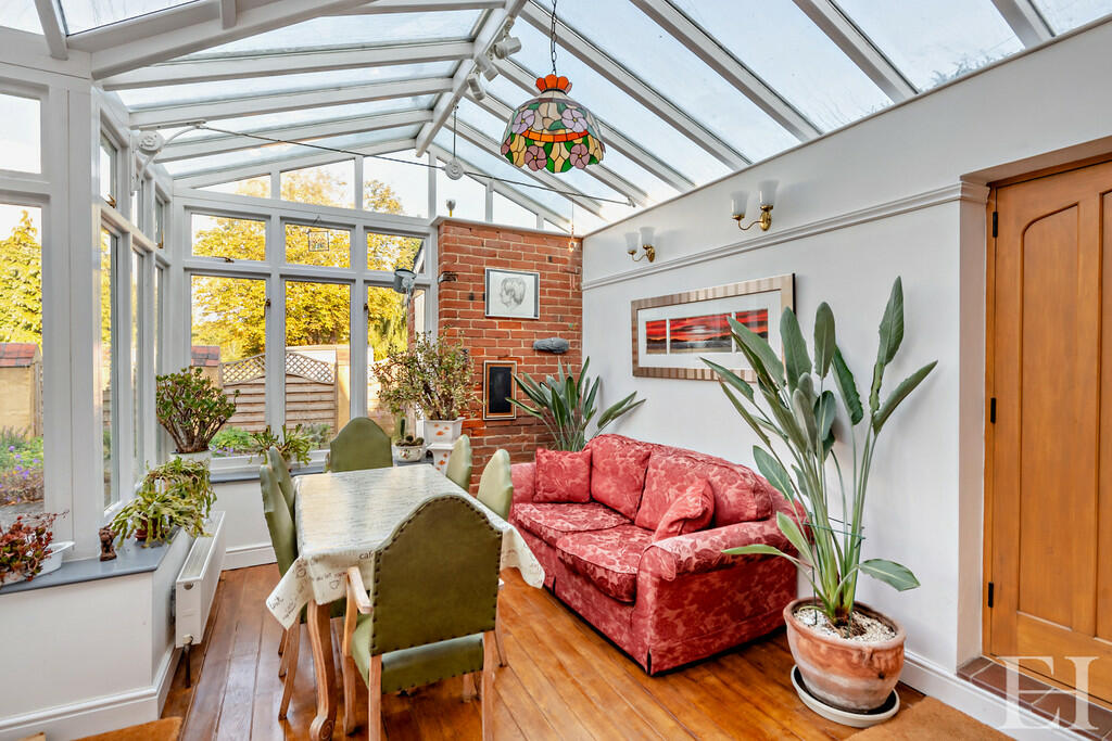 Additional image 12 of Sturmer