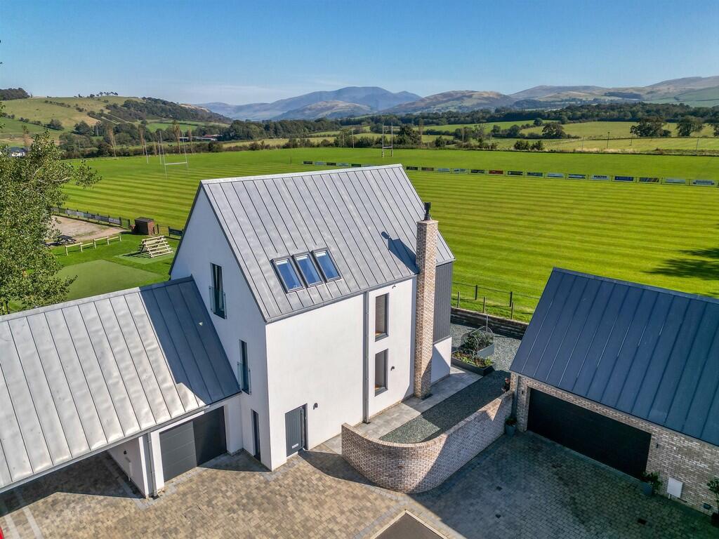 Additional image 31 of 4 The Courts, Cockermouth, Cumbria, CA13 9FH