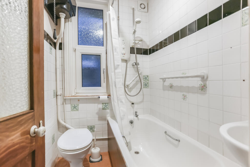 Additional image 10 of Vale Road, Portslade, Brighton, BN41