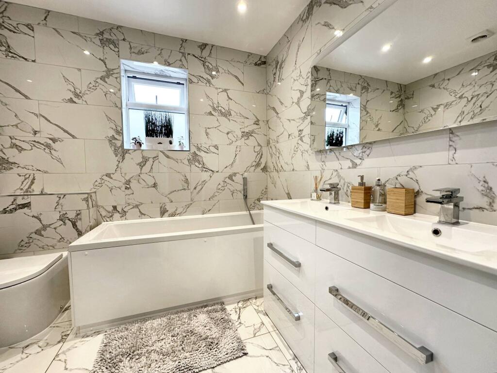 Additional image 19 of Glynn Road, Peacehaven, BN10 8AT