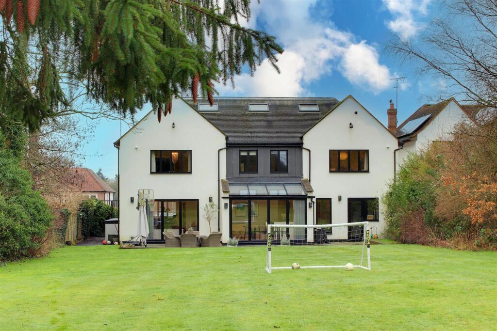 Additional image 10 of Mymms Drive, Brookmans Park