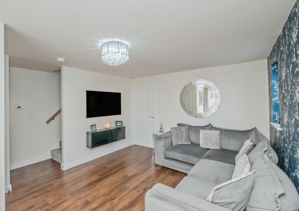 Additional image 4 of Greenway View, Cleckheaton, BD19