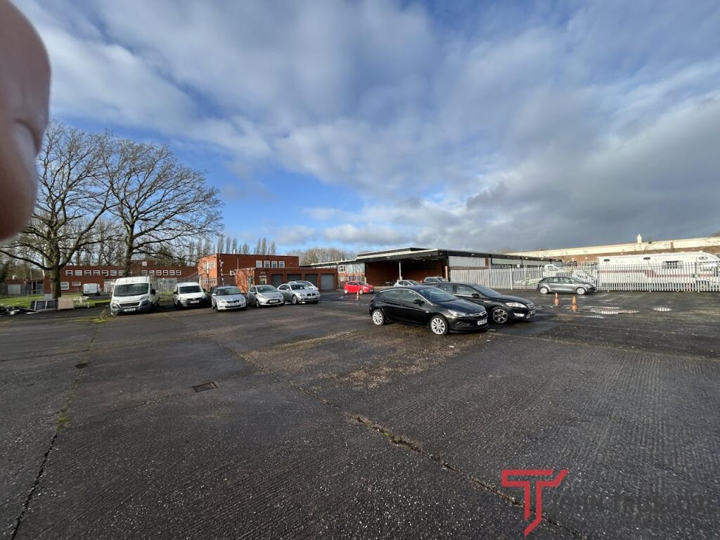 Additional image 9 of Arrow Auctions, 24 Bartleet Road, Redditch, B98 0DG