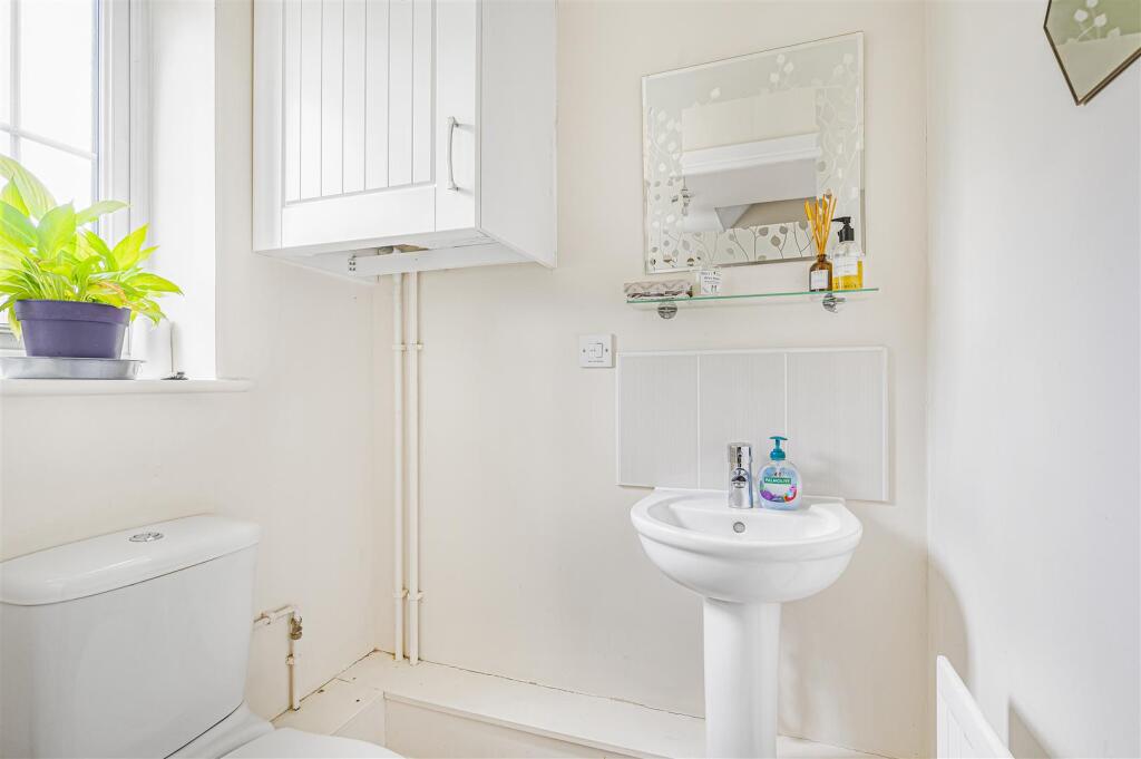 Additional image 21 of Westview Close, Peacehaven