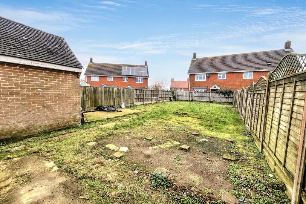 Additional image 11 of Wool