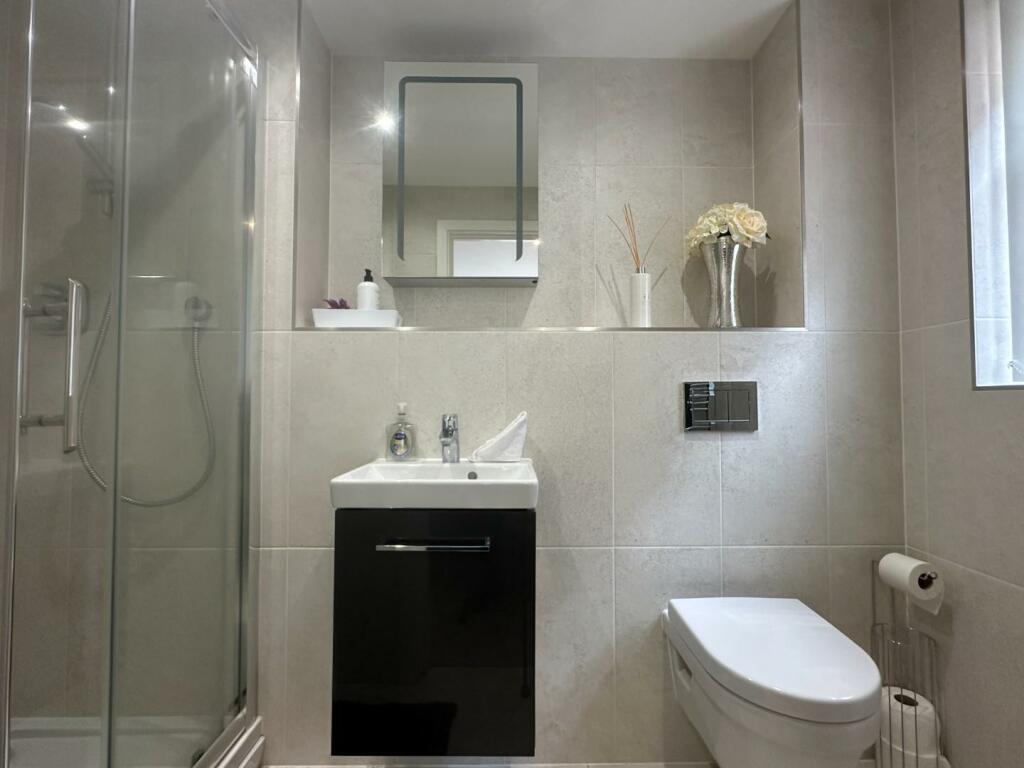 Additional image 7 of Flat 2, 317 Hills Road, Cambridge