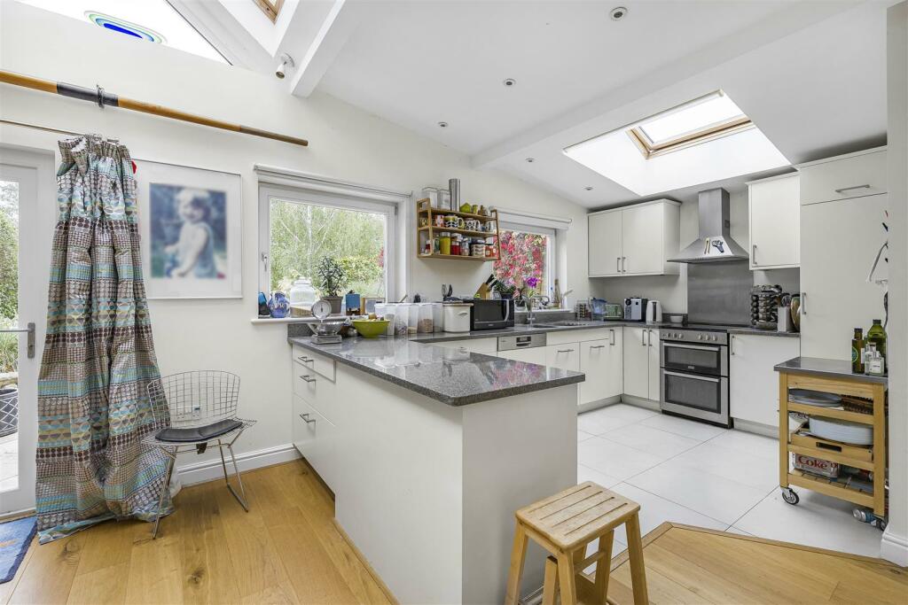 Additional image 4 of Leys Avenue, Cambridge