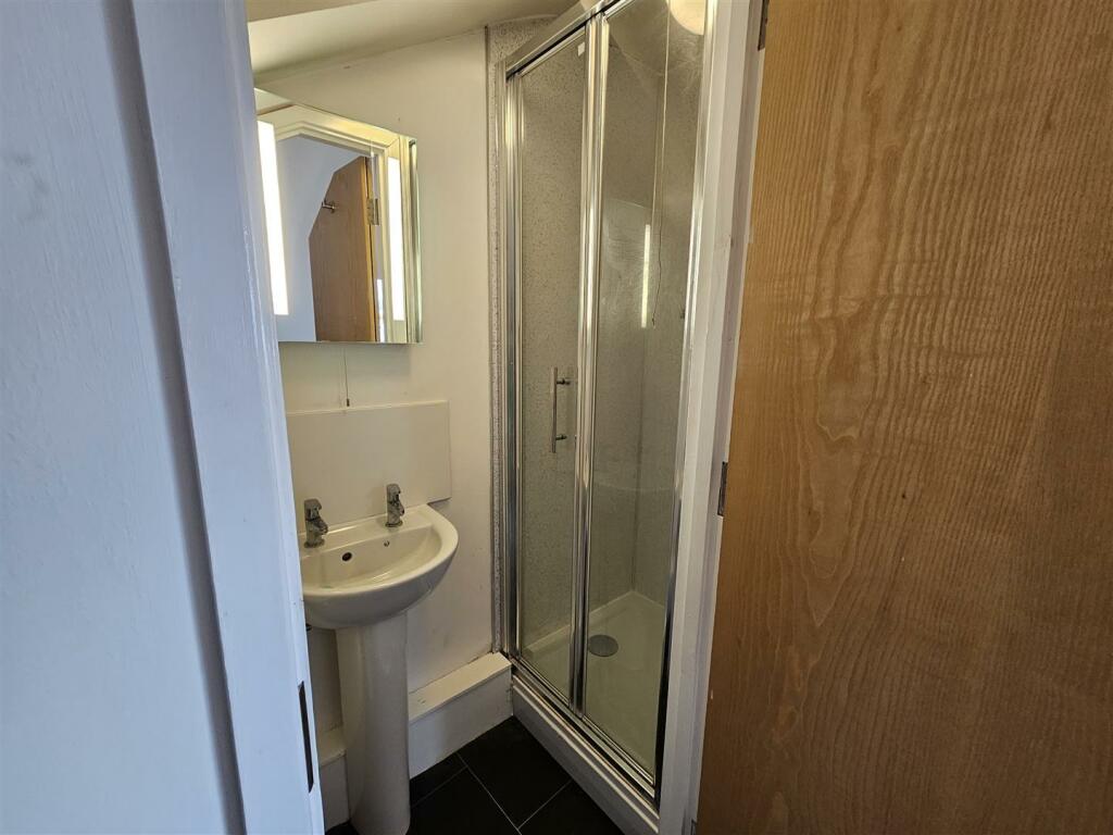 Additional image 8 of 5 Bed Student Flats , The Forum, Tiverton Way, CB1 3HT