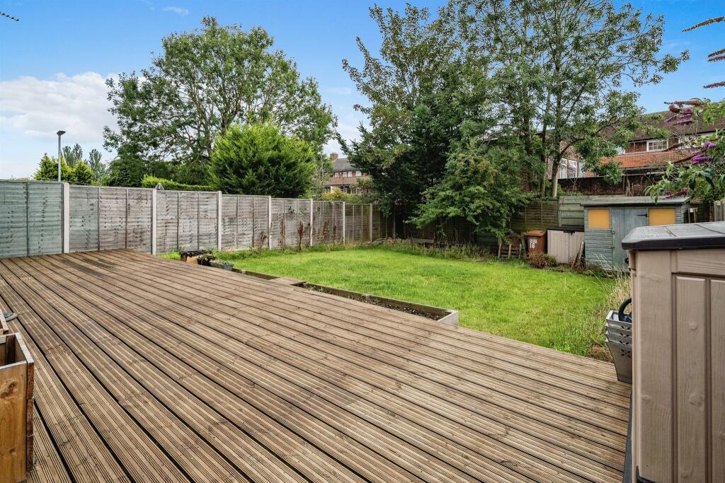 Additional image 15 of Burgundy Croft, Welwyn Garden City