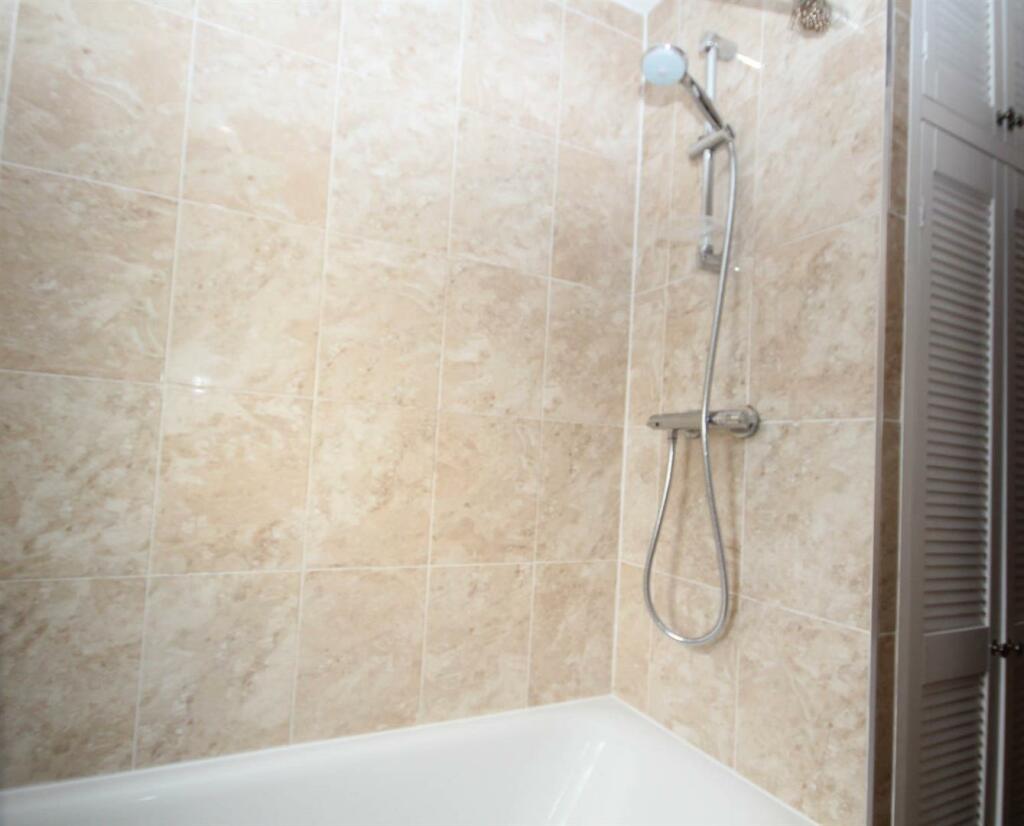 Additional image 6 of 64 Mowbray Road