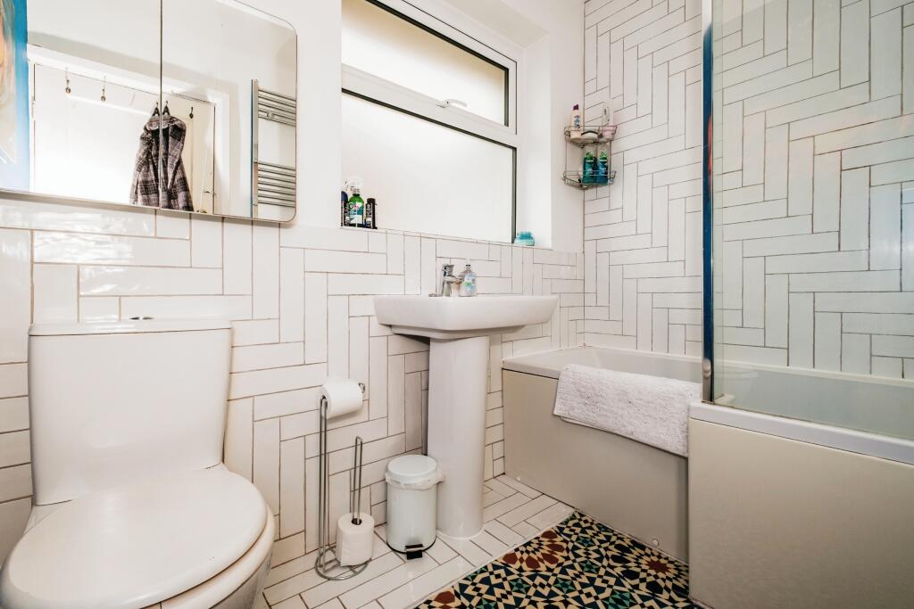 Additional image 4 of Aglaia Road, WORTHING, West Sussex, BN11