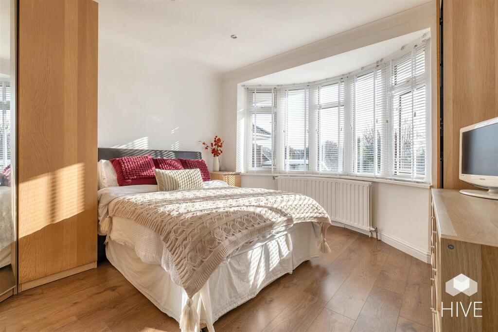 Additional image 5 of Woodlands Crescent, Poole