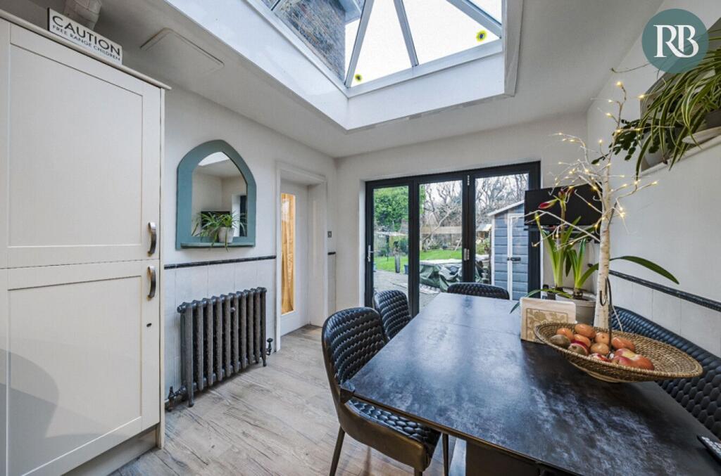 Additional image 9 of Croft Avenue, Southwick, Brighton, BN42 4AA