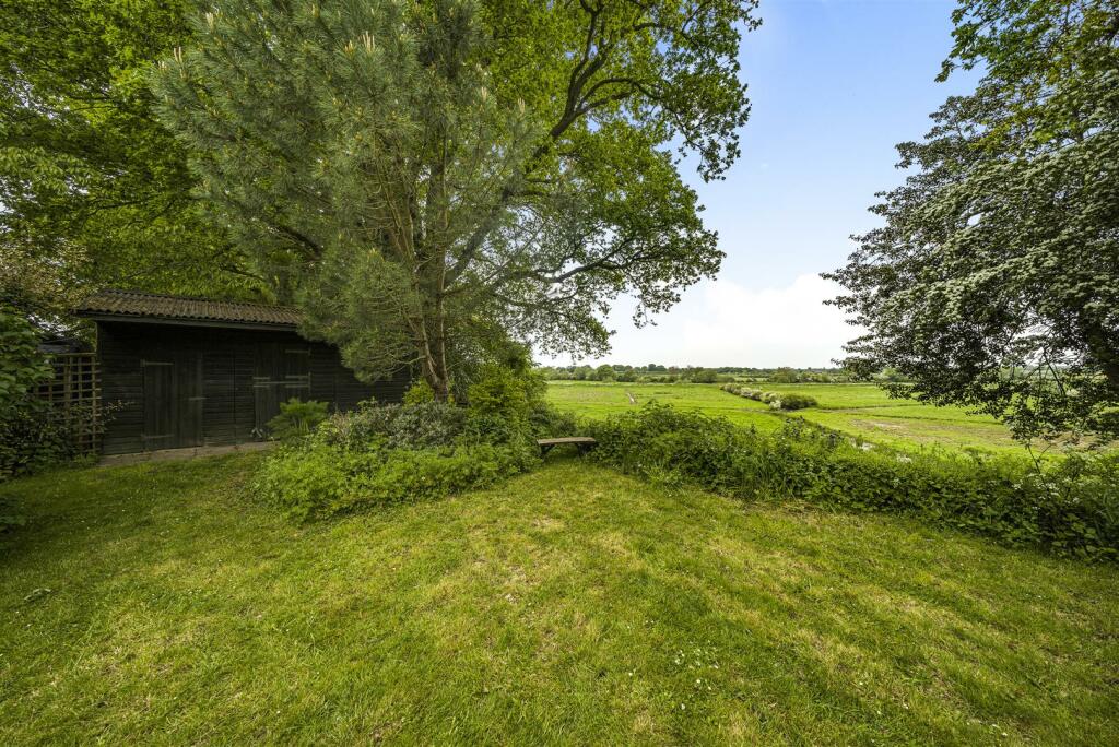 Additional image 21 of West End Lane, Henfield