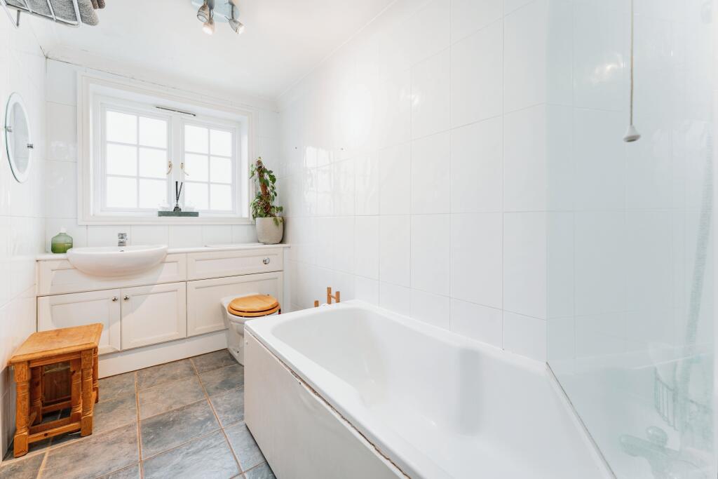 Additional image 31 of Park Lane, Histon, Cambridge, Cambridgeshire, CB24