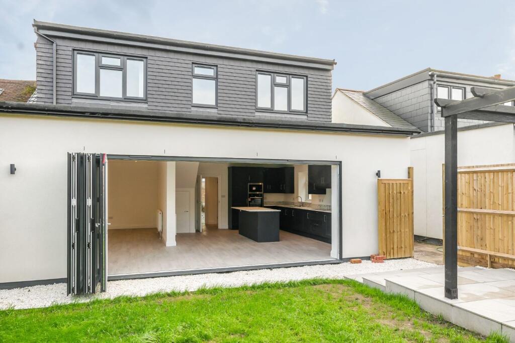 Additional image 8 of Hillview Road, Chislehurst