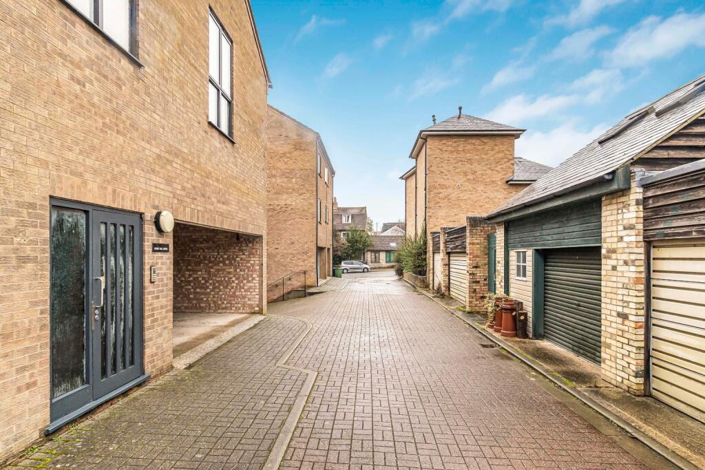 Additional image 10 of Honey Hill Mews, Cambridge