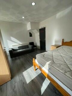 Additional image 13 of LLANTRISANT STREET