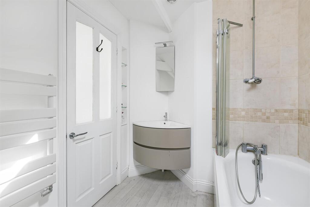 Additional image 20 of London Road, Six Mile Bottom, Newmarket