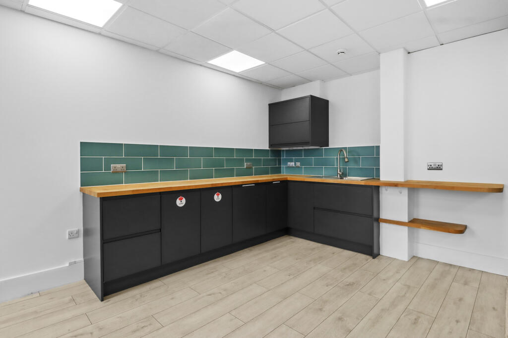 Additional image 4 of 2nd Floor, Blenheim House, 120 Church Street, Brighton, Brighton. BN1 1UD