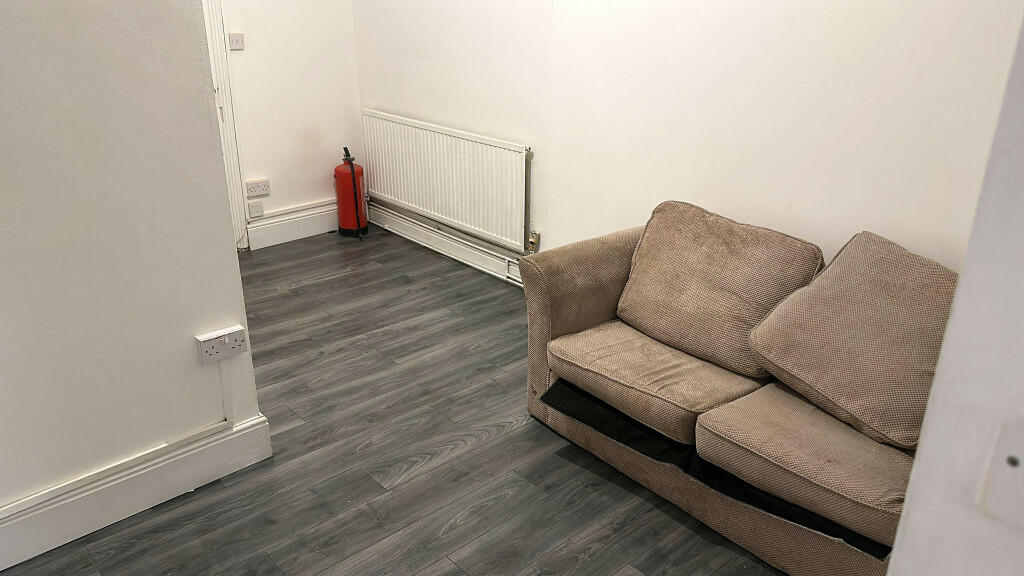 Additional image 5 of Claude Road, Cardiff(City), CF24