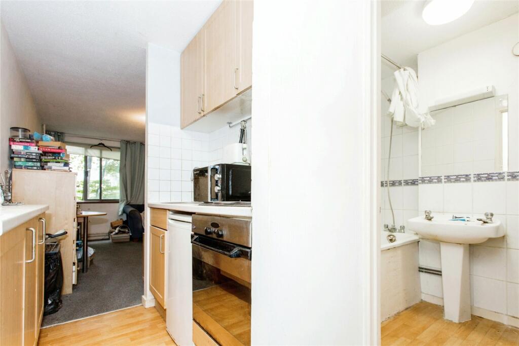 Additional image 8 of Manhattan Drive, Cambridge, Cambridgeshire, CB4