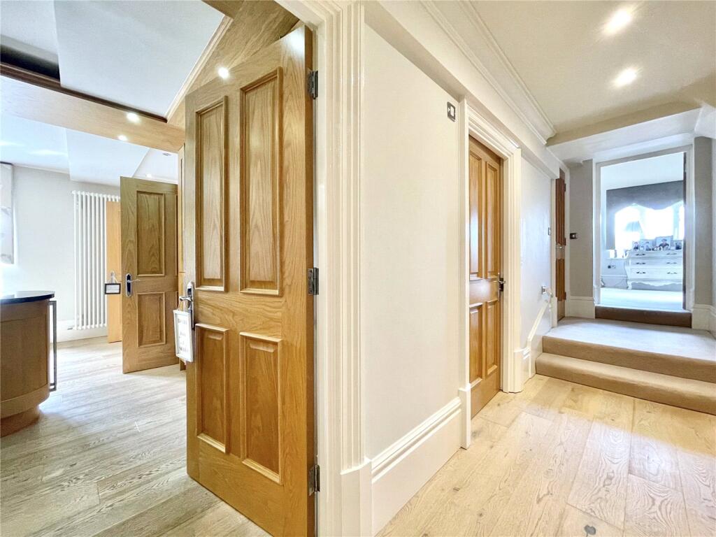 Additional image 11 of Bedwell Hall, Bedwell Park, Cucumber Lane, Essendon, AL9