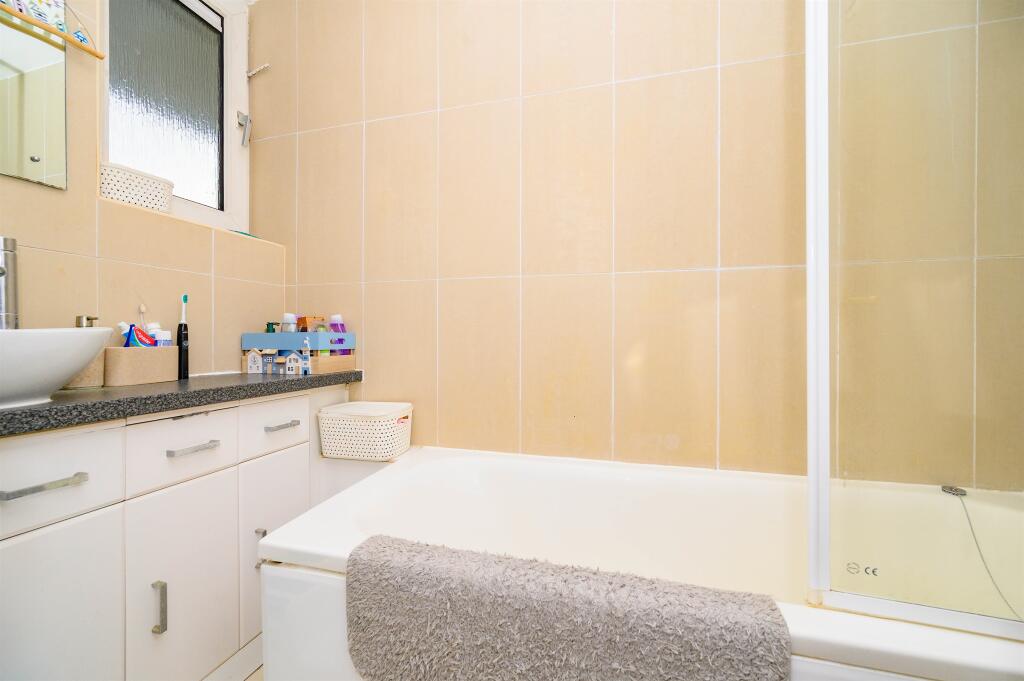 Additional image 12 of Belmont Hill, St. Albans