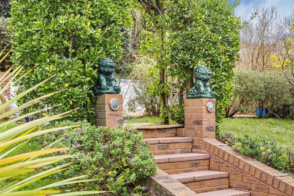 Additional image 36 of Court Farm Road, Newhaven