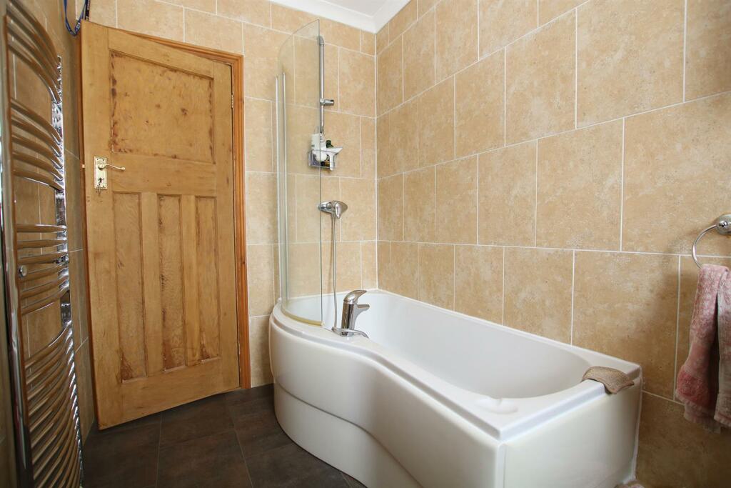 Additional image 10 of New Cheveley Road, Newmarket