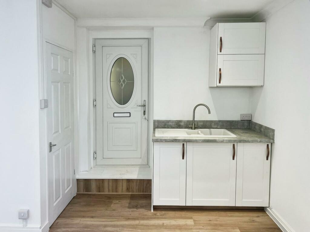 Additional image 10 of High Street, Henfield