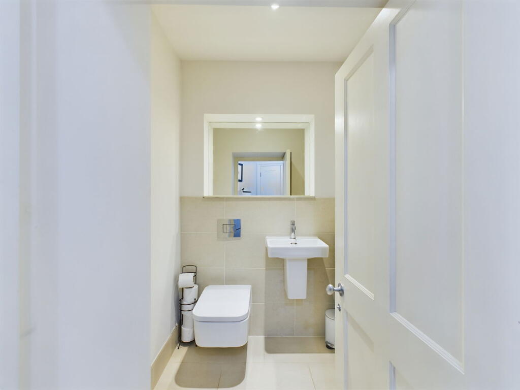 Additional image 11 of The General, Harbourside, Bristol
