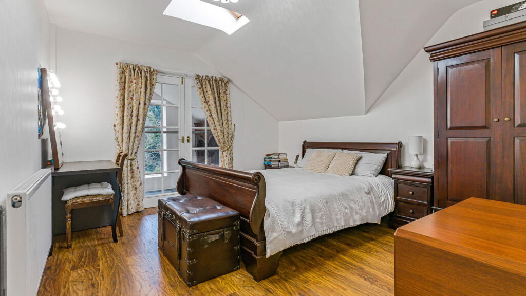 Additional image 28 of Monastery Drive, Solihull, B91 1DN