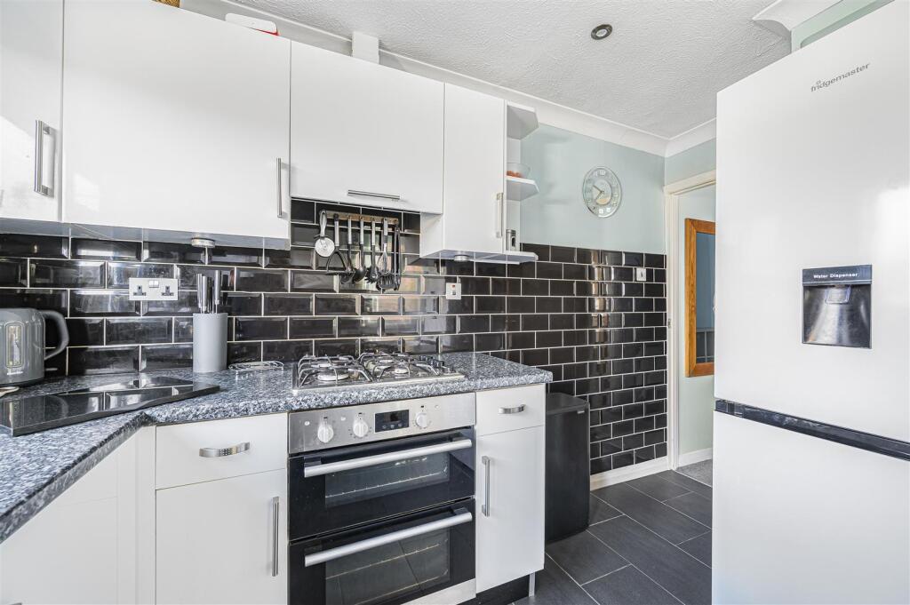 Additional image 23 of Valley Close, Newhaven