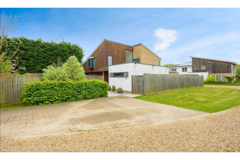 Primary image of The Willows, Cambridge, CB23