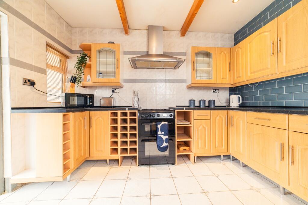 Additional image 16 of Corporation Road, Grangetown