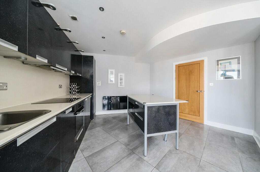 Additional image 6 of Bute Terrace, City Centre