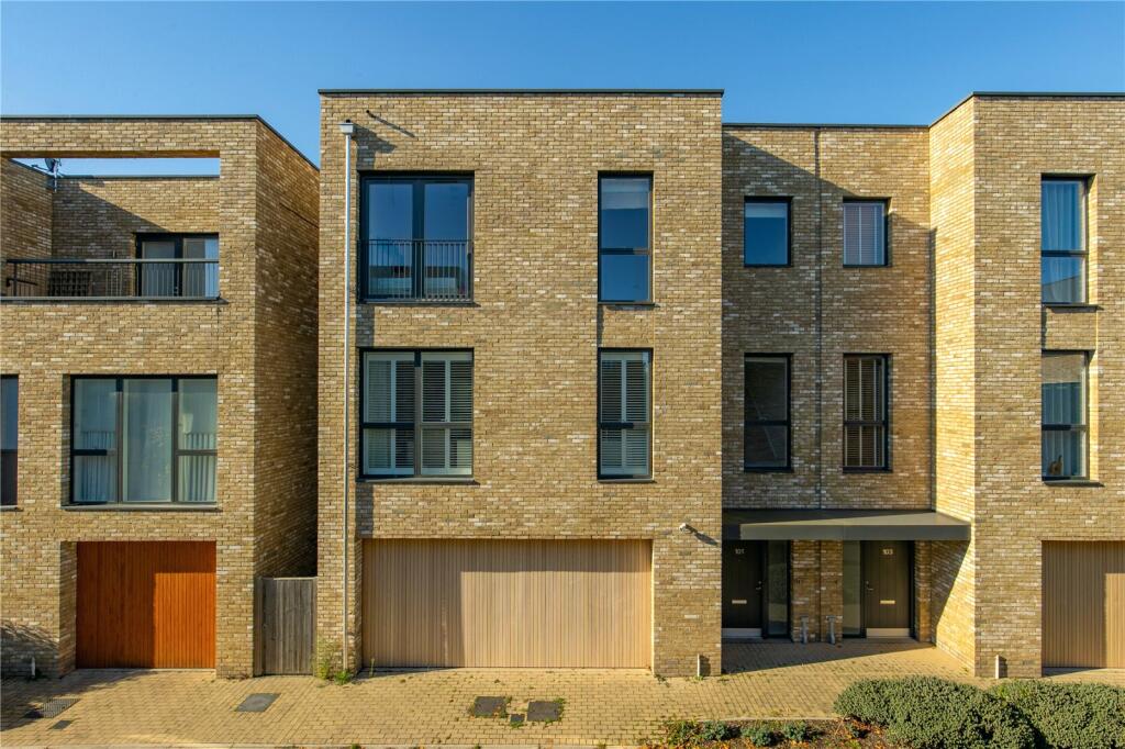Hawkey Road, Trumpington, Cambridge, Cambridgeshire, CB2
